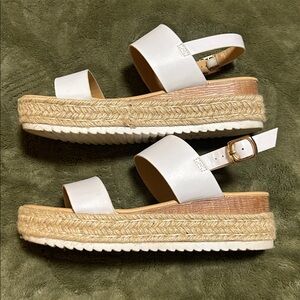 Size 9 White Platform Espadrille Sandals